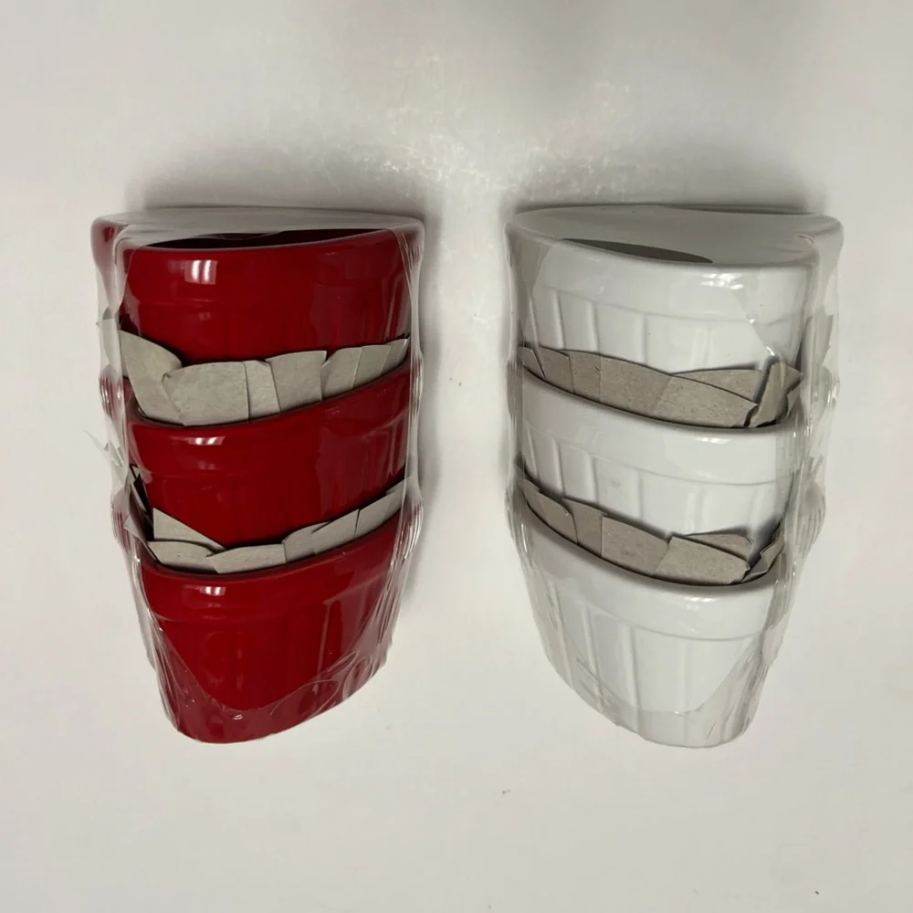 NWT ⚜️🤍⚜️ Target WHITE Bullseye Playground Heart Shaped Treat bowls set of 3